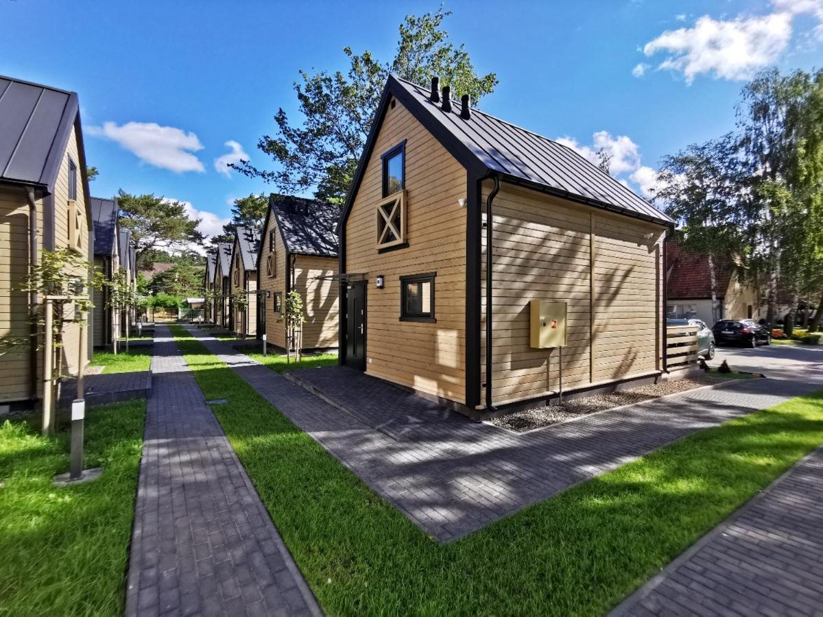 Osrodek Wypoczynkowy Merkury Mrzeżyno Exterior foto