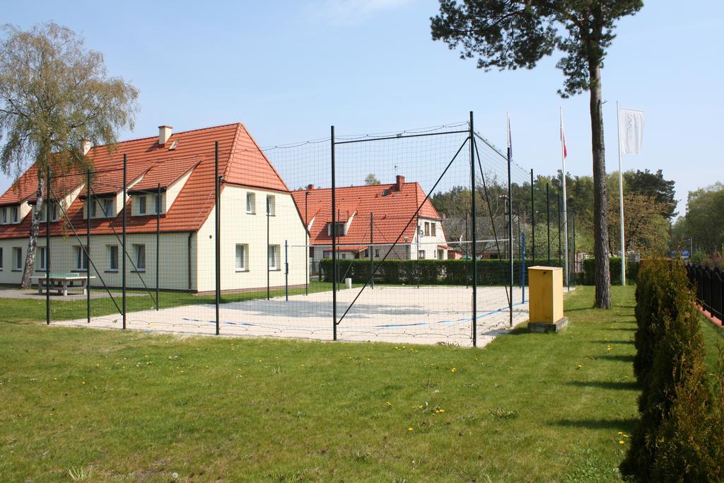Osrodek Wypoczynkowy Merkury Mrzeżyno Exterior foto