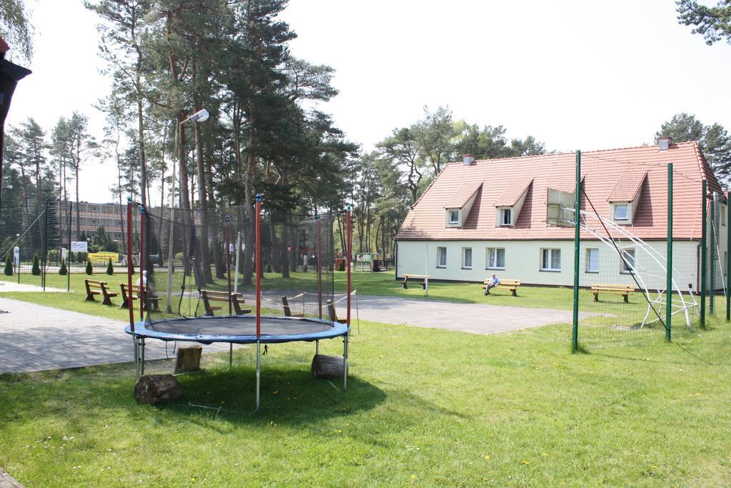 Osrodek Wypoczynkowy Merkury Mrzeżyno Exterior foto